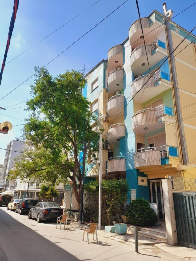 Seaside Deluxe Apartment Durrës Eksteriør bilde